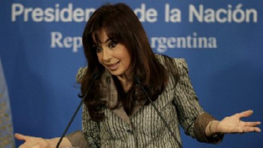 Cristina Fernández profundiza cambios en su gabinete tras derrota electoral