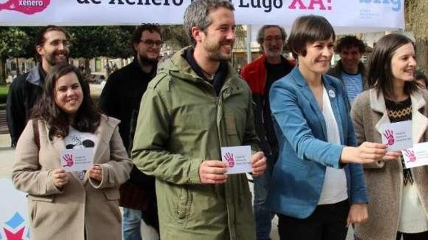 Pontón, segunda por la derecha, en un acto en Lugo.