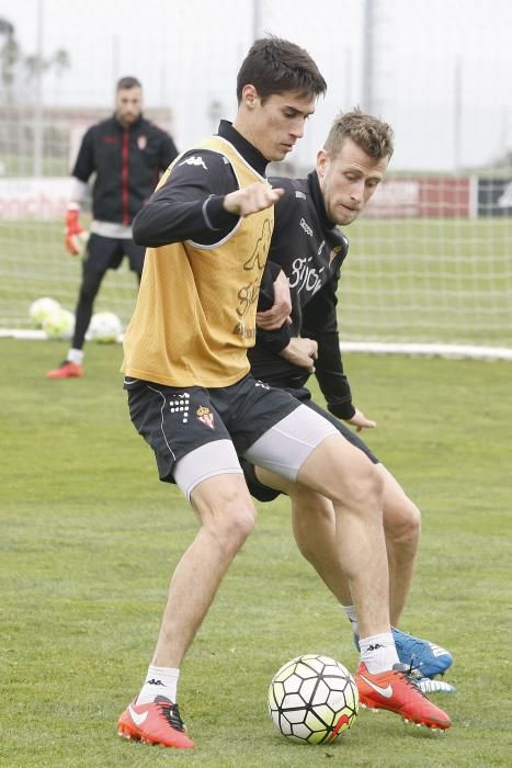 Entrenamiento del Sporting tras su regreso de Málaga