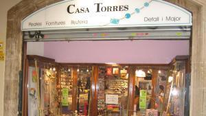 Exterior de la tienda de bisutería Casa Torres de la calle de Petritxol.