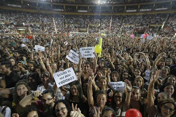 GALERÍA DE FOTOS / Concierto de Pablo Alborán en Córdoba