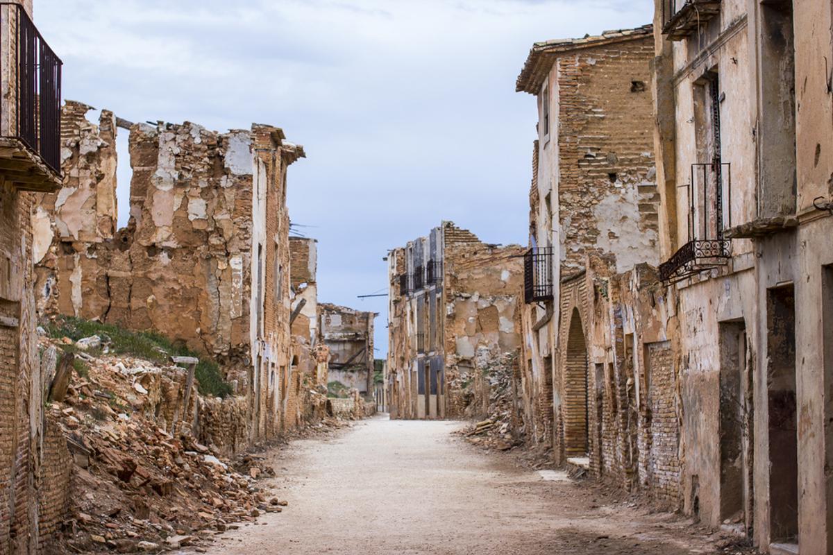 Una imagen de las ruinas de la localidad de Belchite.