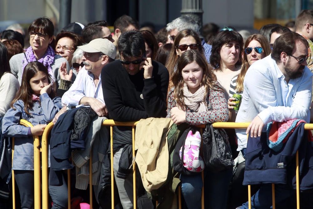 Búscate en la mascletà del 12 de marzo