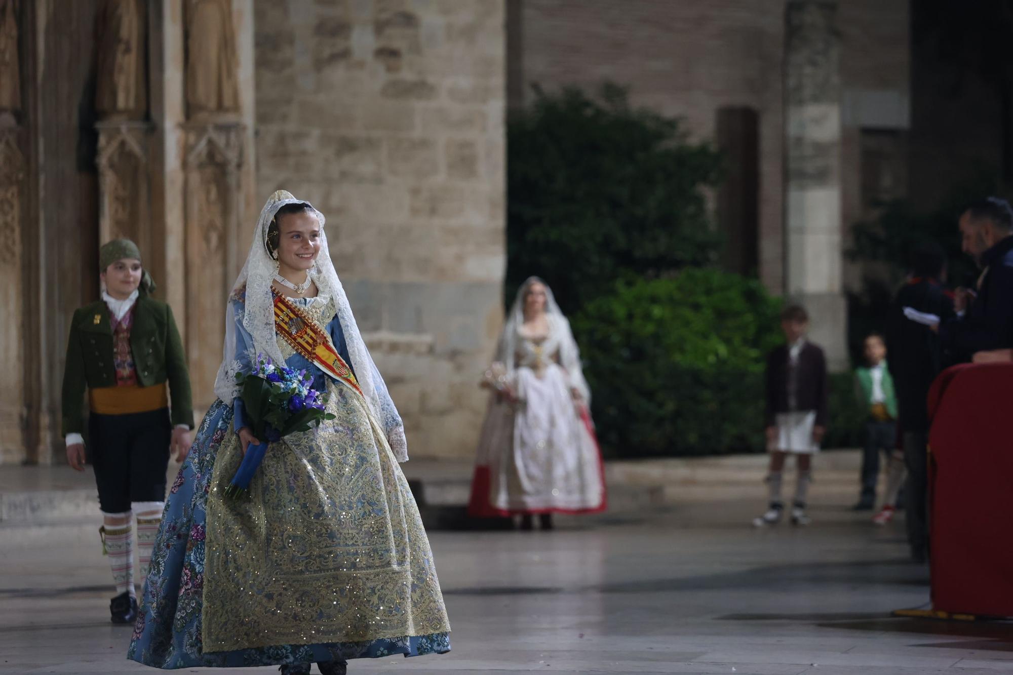 Ofrenda 2023 | Falleras Mayores e Infantiles de comisiones del 17 de Marzo (y II)