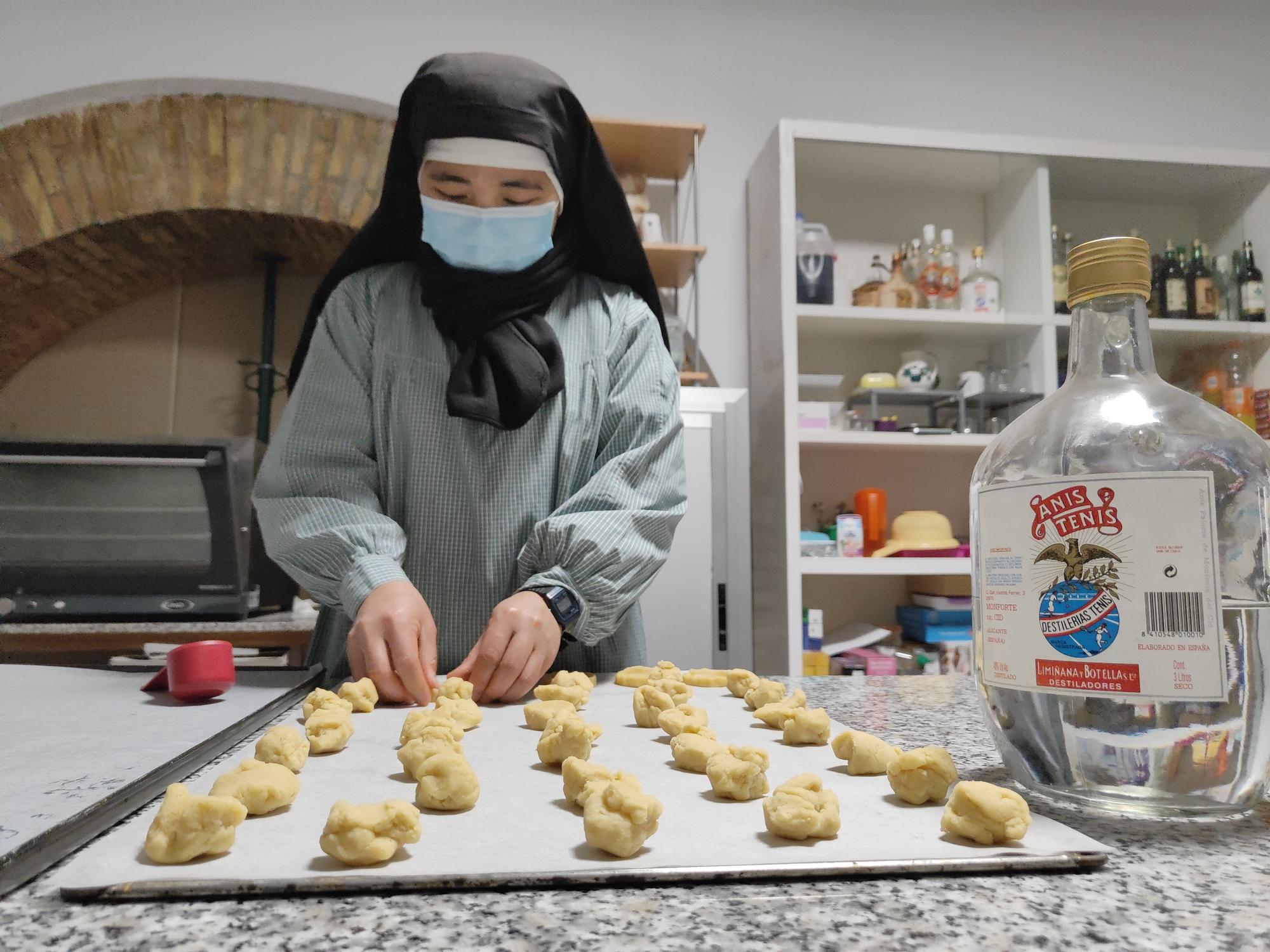 Las Monjas agustinas de Santa Faz preparan su primera Peregrina