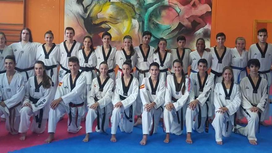 La selección balear junior prepara el Campeonato de España en Málaga