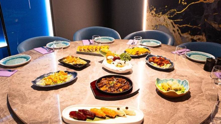 Así es el nuevo buffet libre que acaba de abrir en Sevilla: con sushi, comida asiática y todo tipo de platos ilimitados