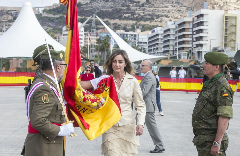 600 personas juran bandera en Alicante