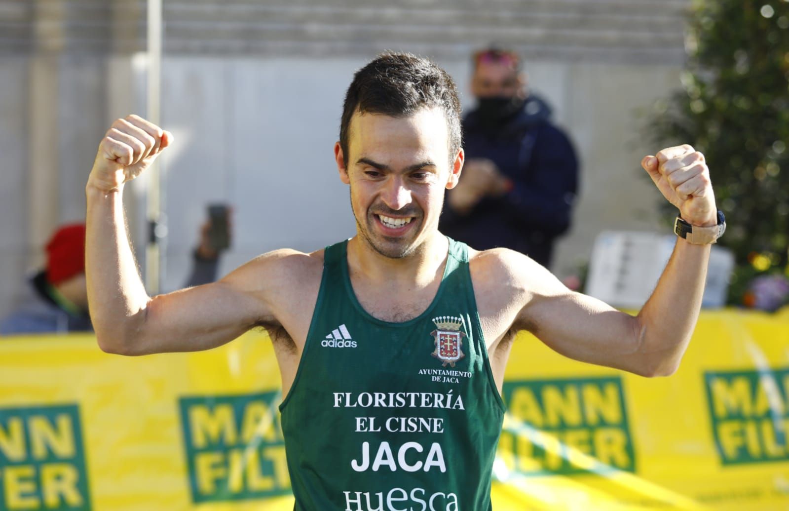 FOTOGALERÍA | Éxito rotundo en el regreso del Maratón de Zaragoza