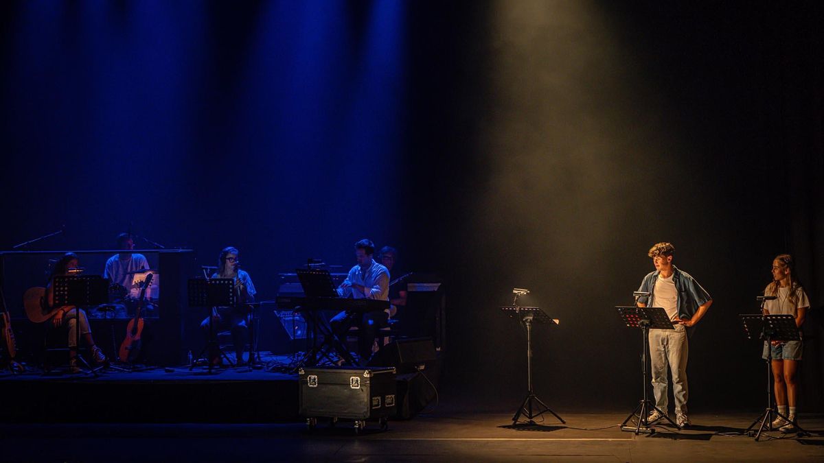 Estreno de una versión concierto-semiescenificada del musical Tots els nens creixen