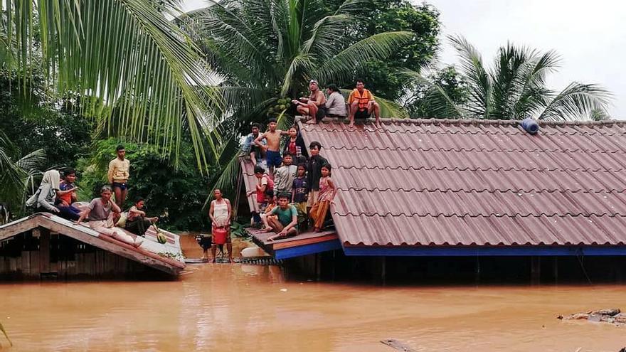 Diversos morts i centenars de desapareguts després d&#039;ensorrar-se una presa hidroelèctrica a Laos