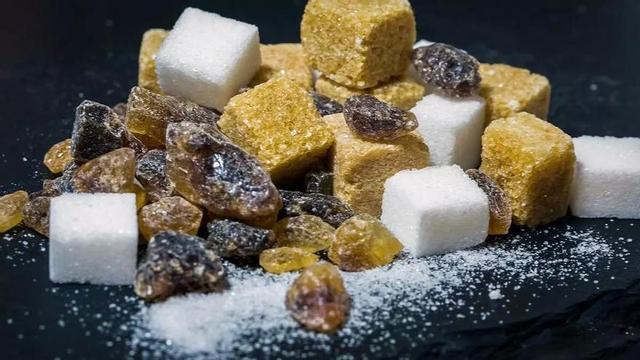 Un expert alerta que abusar del sucre pot danyar la salut ocular: "La retina depèn d'una bona circulació sanguínia"