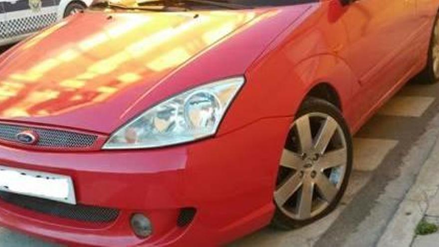 Sorprenden &quot;in fraganti&quot; al joven que pinchó ruedas de 50 coches en Alberic