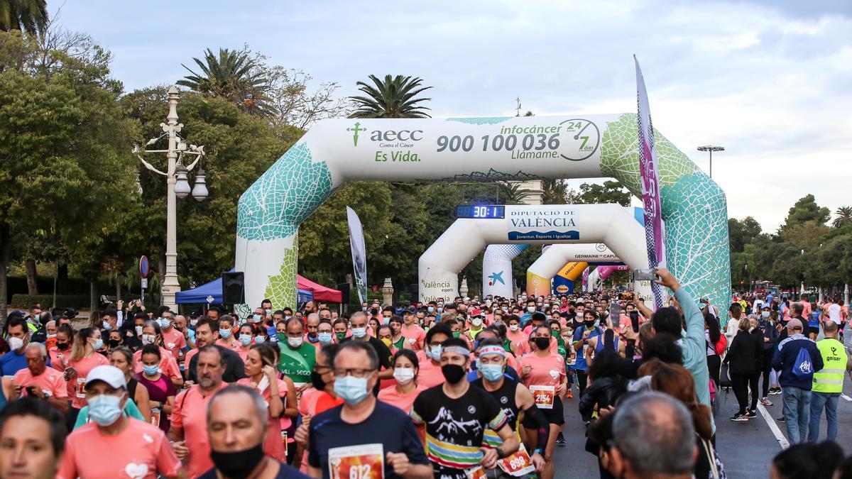 Salida de la carrera popular de València Contra el Cáncer