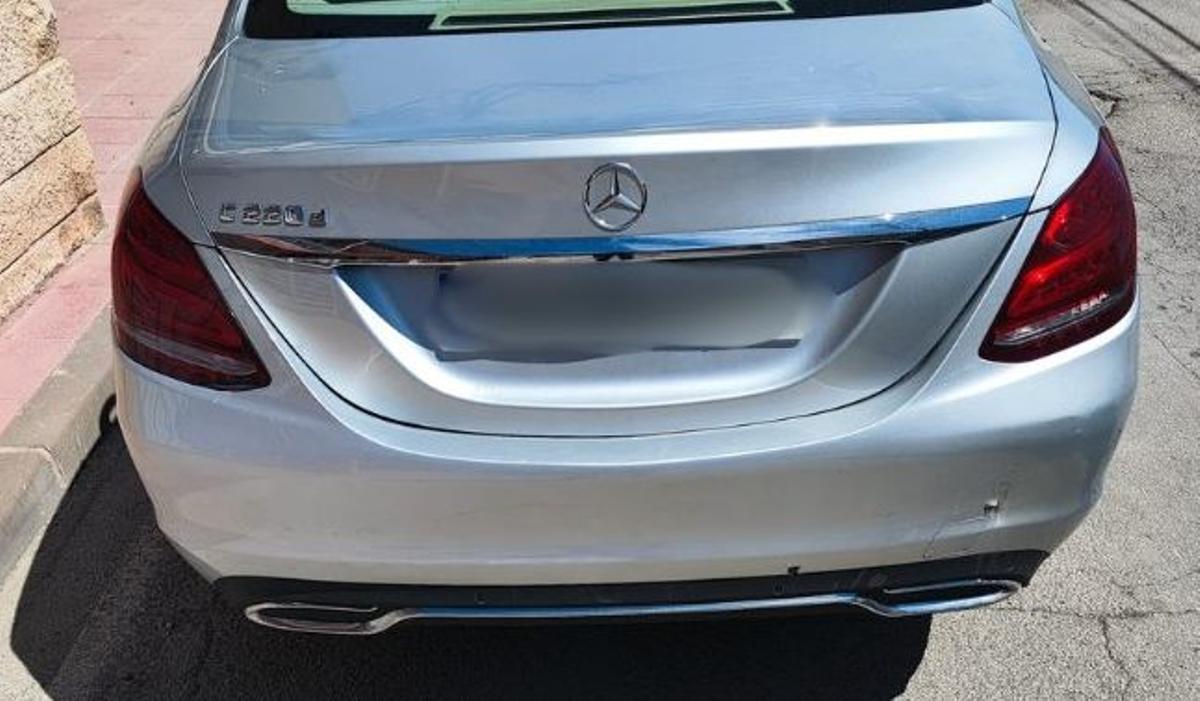 Coche inmovilizado por la Policía Local de Murcia tras comprobar que el conductor iba bebido.