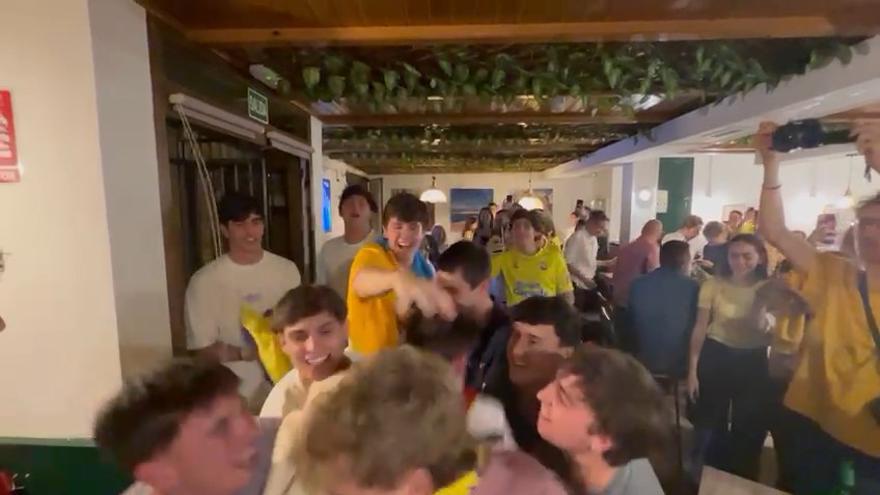 Celebración del ascenso de la UD Las Palmas en la Casa de Canarias en Madrid.