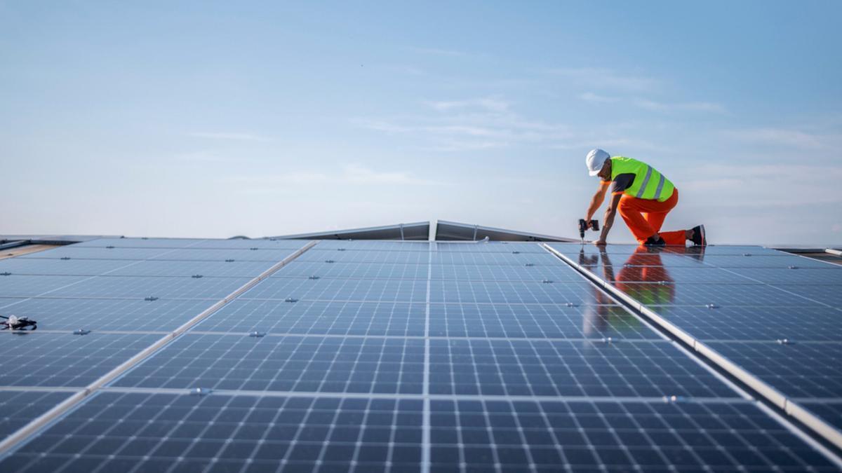 Endesa acompaña a sus clientes para ahorrar, ser más eficientes y contribuir al planeta