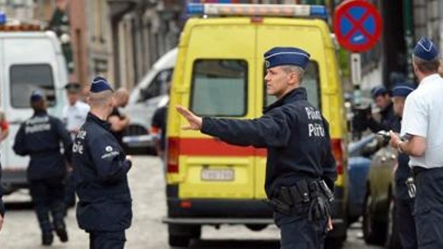 Tres morts i un ferit greu en un tiroteig al centre de Brusel·les