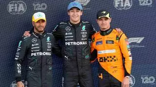 Parrilla de salida del GP de Gran Bretaña de F1, con Sainz 7º y Alonso, 10º