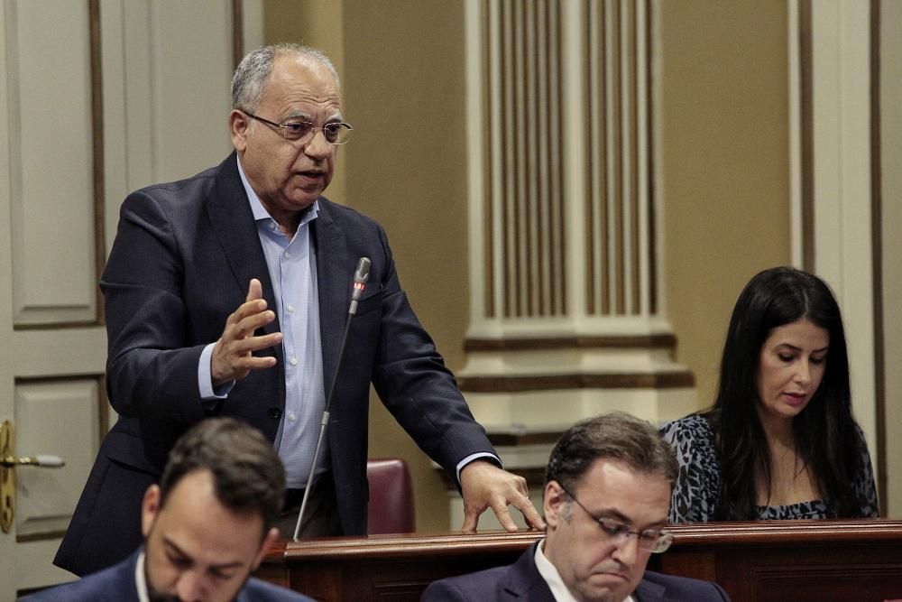 Pleno en el Parlamento de Canarias 11-02-2020  | 11/02/2020 | Fotógrafo: María Pisaca Gámez