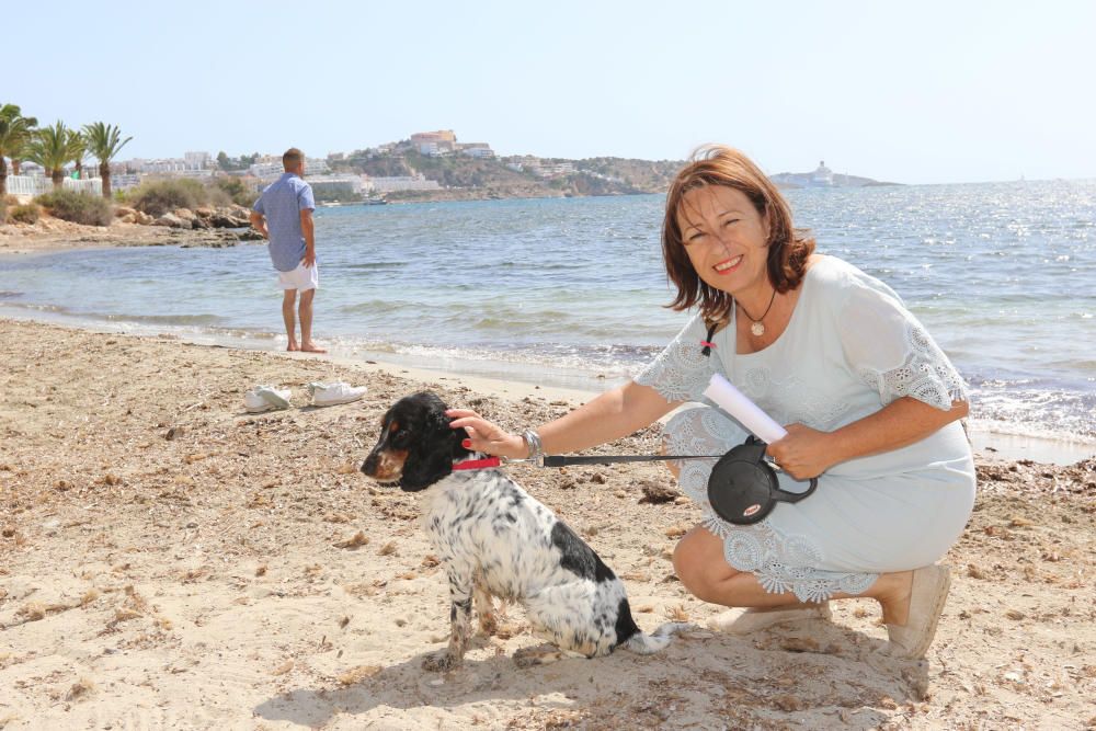 Primera playa abierta para los perros todo el año en Ibiza.