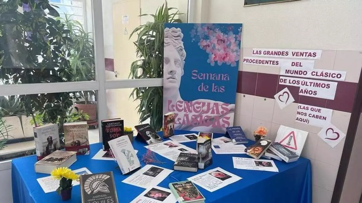 Alumnos de Latín del IES Ricardo Mella de Vigo seguirán «online» las clases de un instituto de Santiago