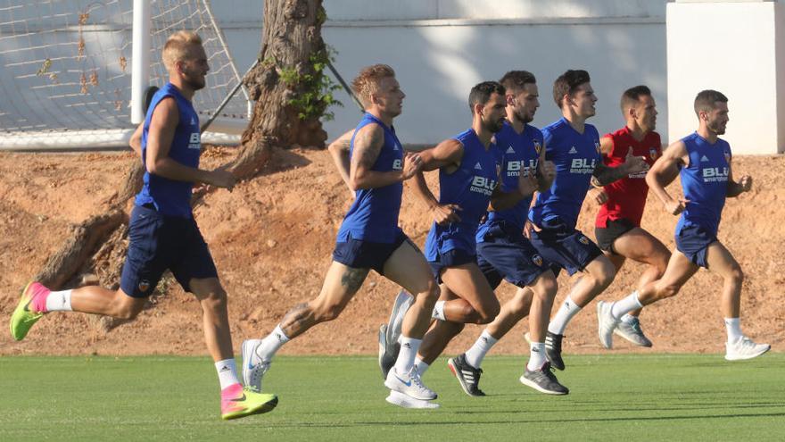 El Valencia incluye una cláusula de participación en la cesión de Racic al Tenerife