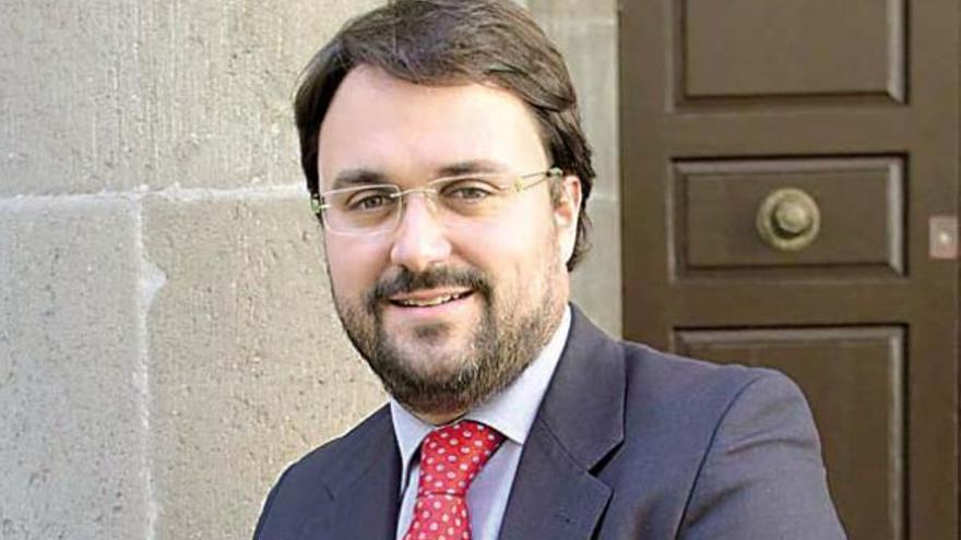 Antona rechaza que el PSOE lidere la moción a Clavijo