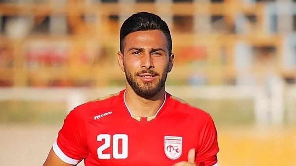 El futbolista iraní Amir Nasr-Azadani