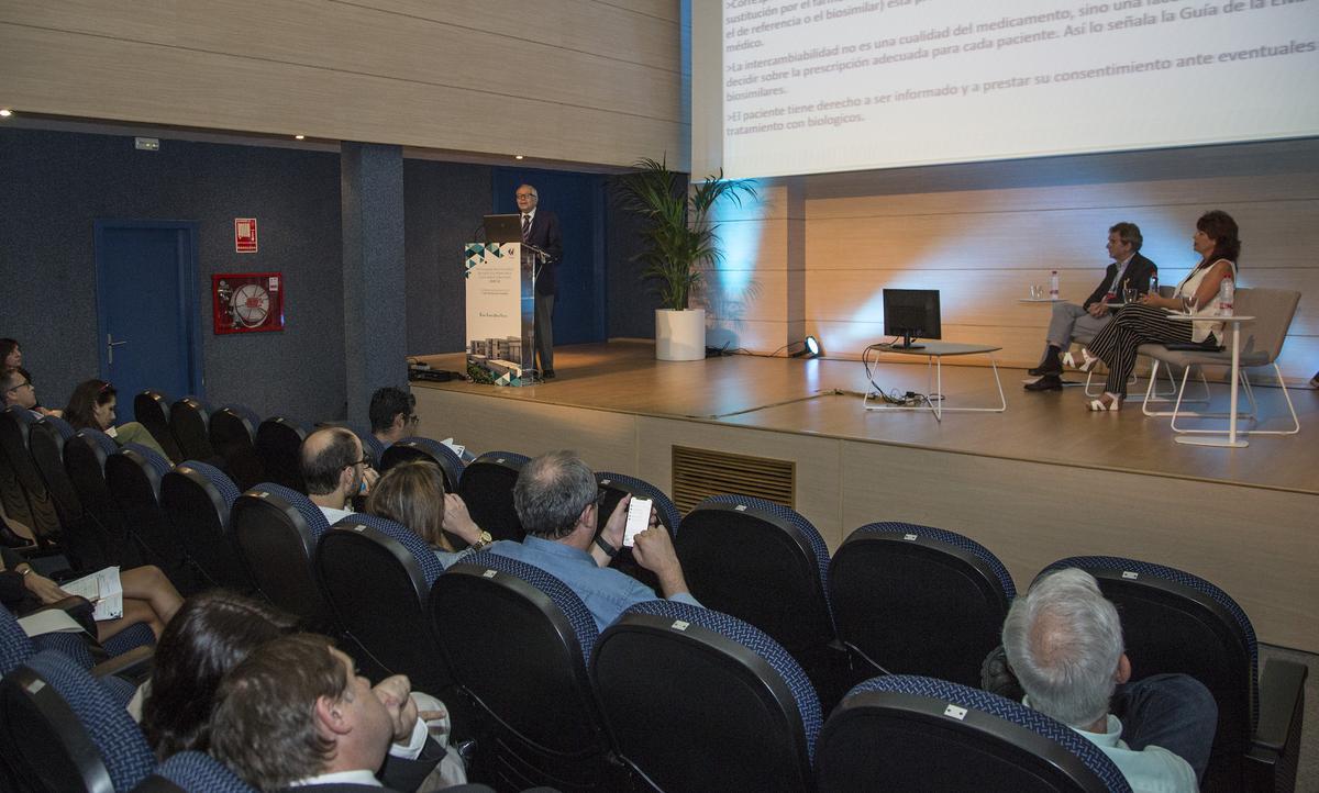 Al finalizar el primer día del congreso se llevará a cabo una cena de clausura.