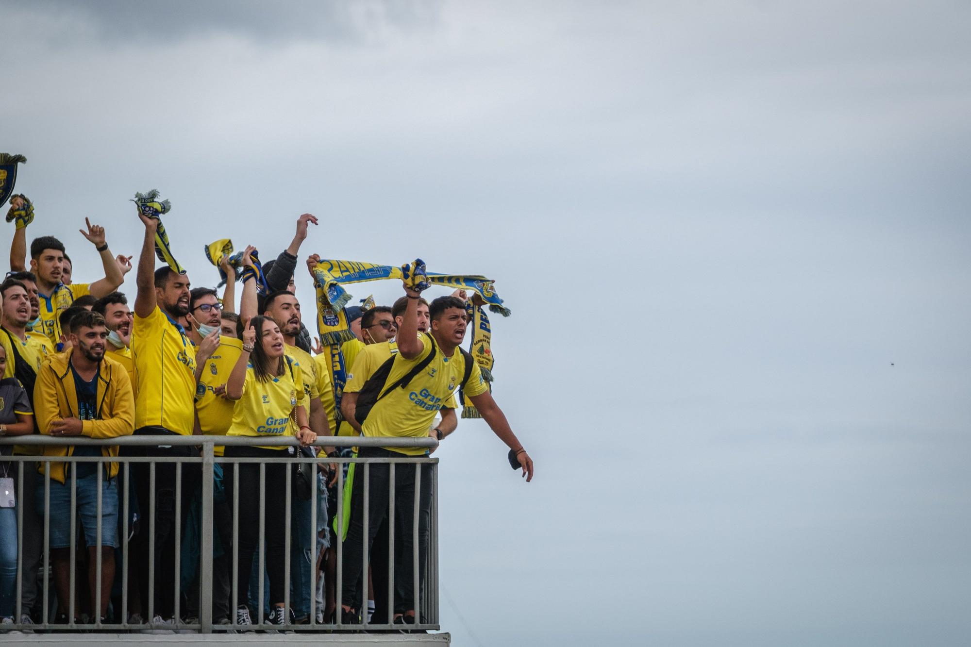 Ambiente previo del playoff entre CD Tenerife-UD Las Palmas