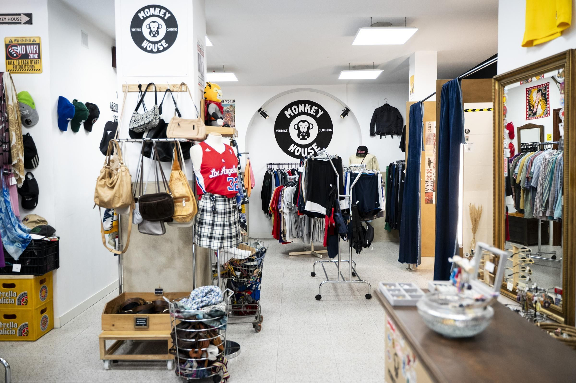 Fotogalería | Ropa de segunda mano, remedio ecológico ante la moda 'fast fashion'