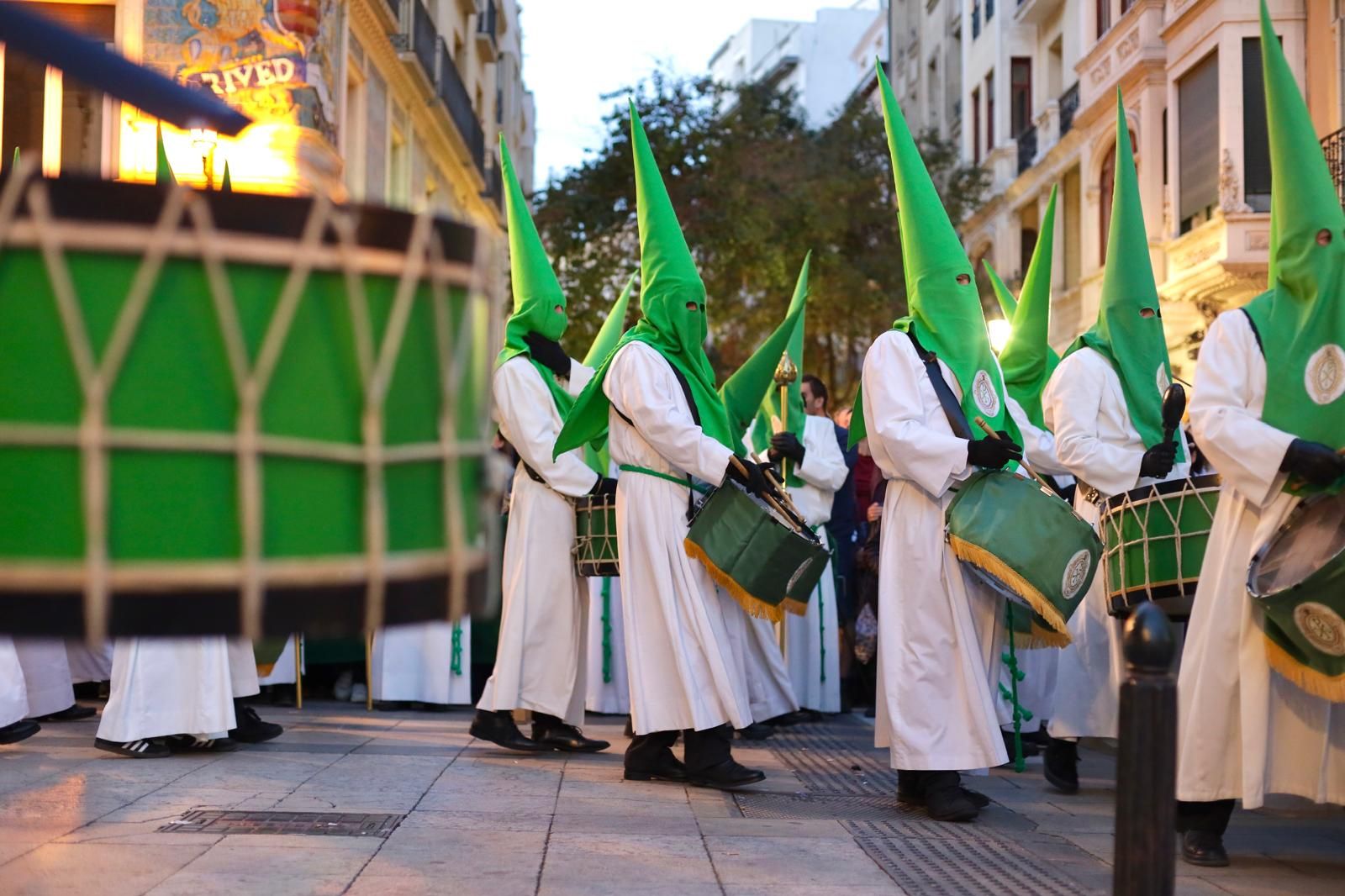 EN IMÁGENES | Las Siete Palabras ahuyentan a los chubascos en Zaragoza