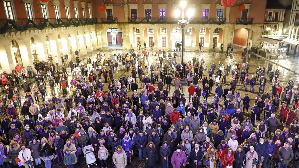 Asturias muestra su rechazo a la violencia contra las mujeres: todas las protestas por concejos