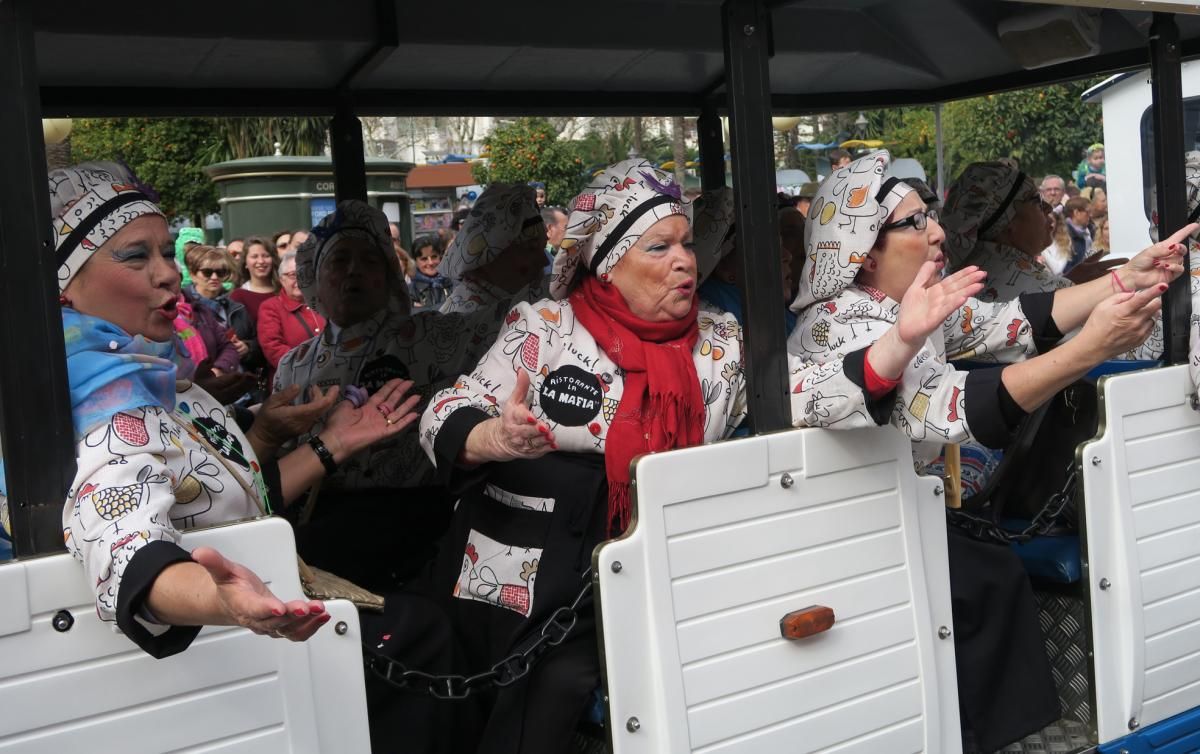 El gran desfile del Carnaval de Córdoba, en imágenes