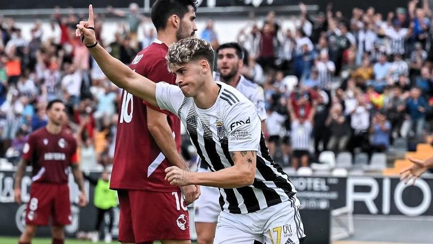Santi Muller, otro delantero para la Deportiva Minera