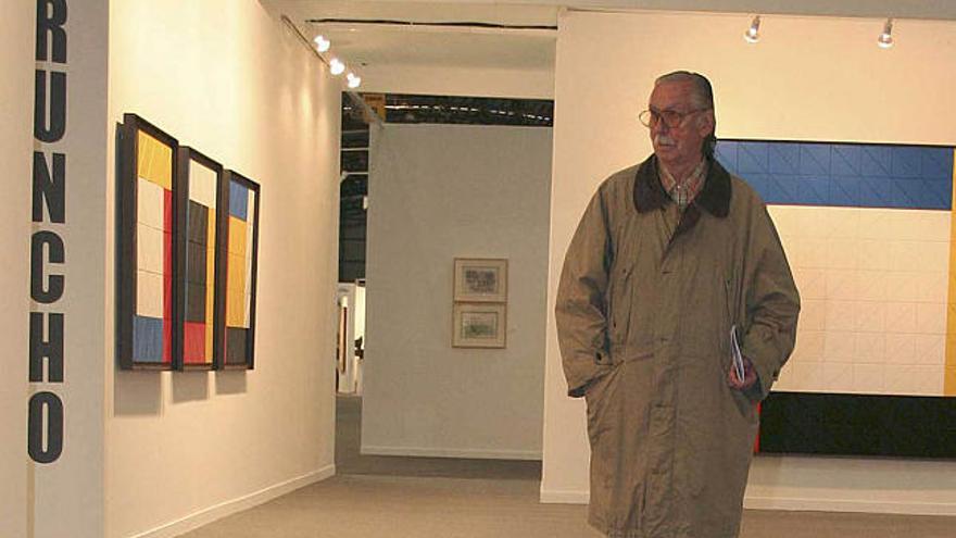 Luis Caruncho, onte, na Feira de Arte Contemporáneo de Vigo. / efe