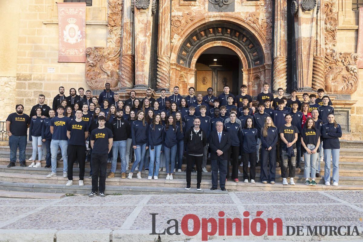 El UCAM Baloncesto peregrina a Caravaca