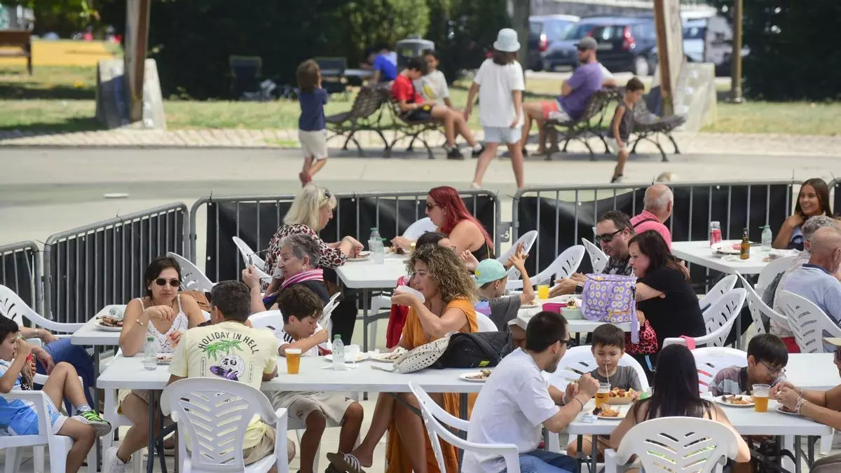 Deporte, música, juegos y fotomatón en el Día de las Familias en Eirís