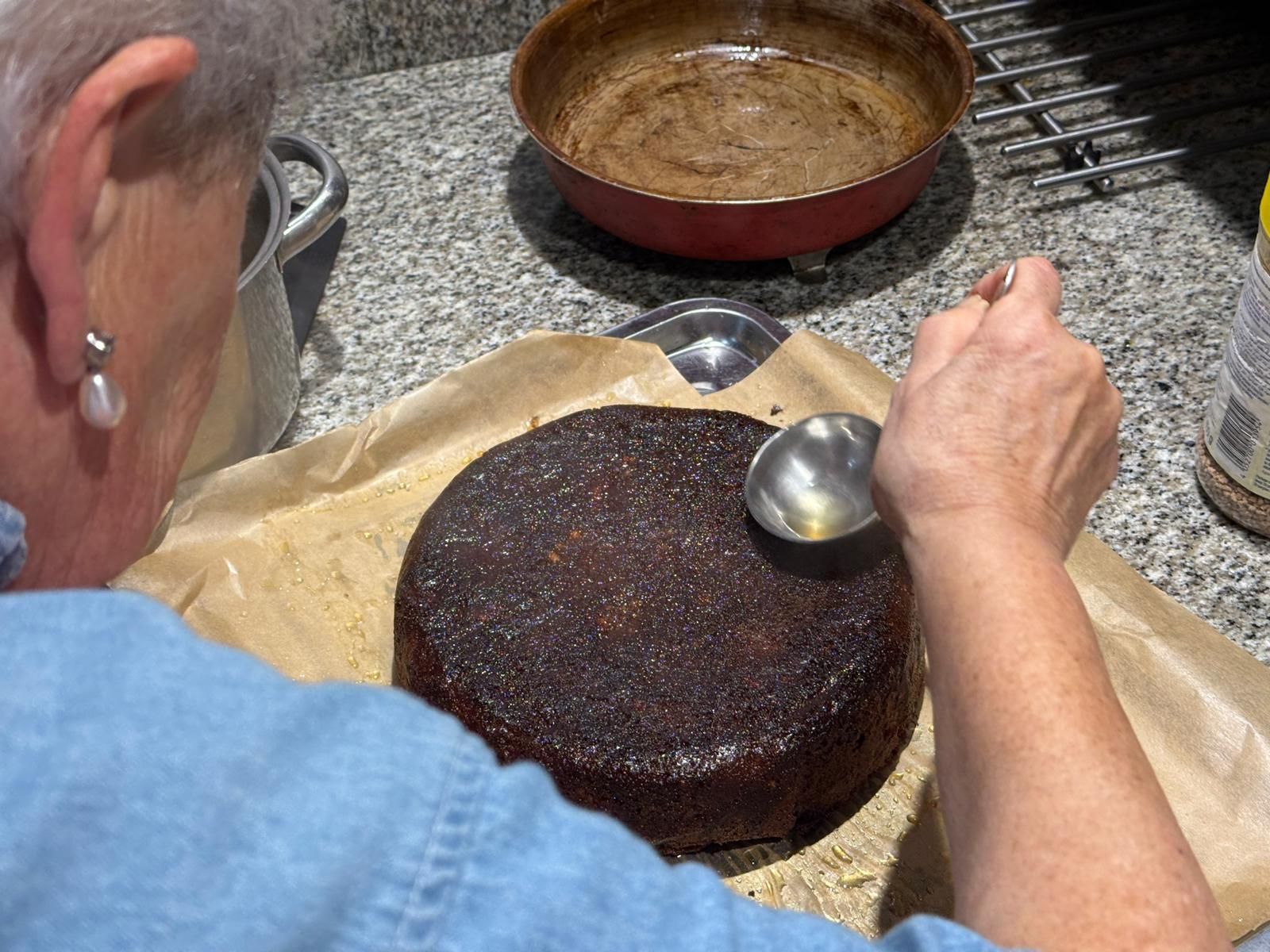 En imágenes: Así hace Alicia Castiello su tarta arriera para la fiesta de Camoca