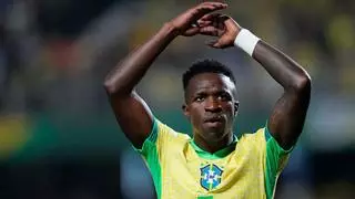 Otro partido nefasto de Vinicius Jr.