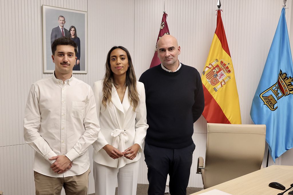Las imágenes de la moción de censura en Alhama de Murcia