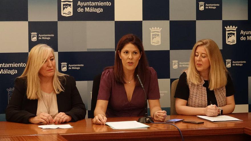 Susana Calleja, Noelia Losada y Ana Cabello, ayer.