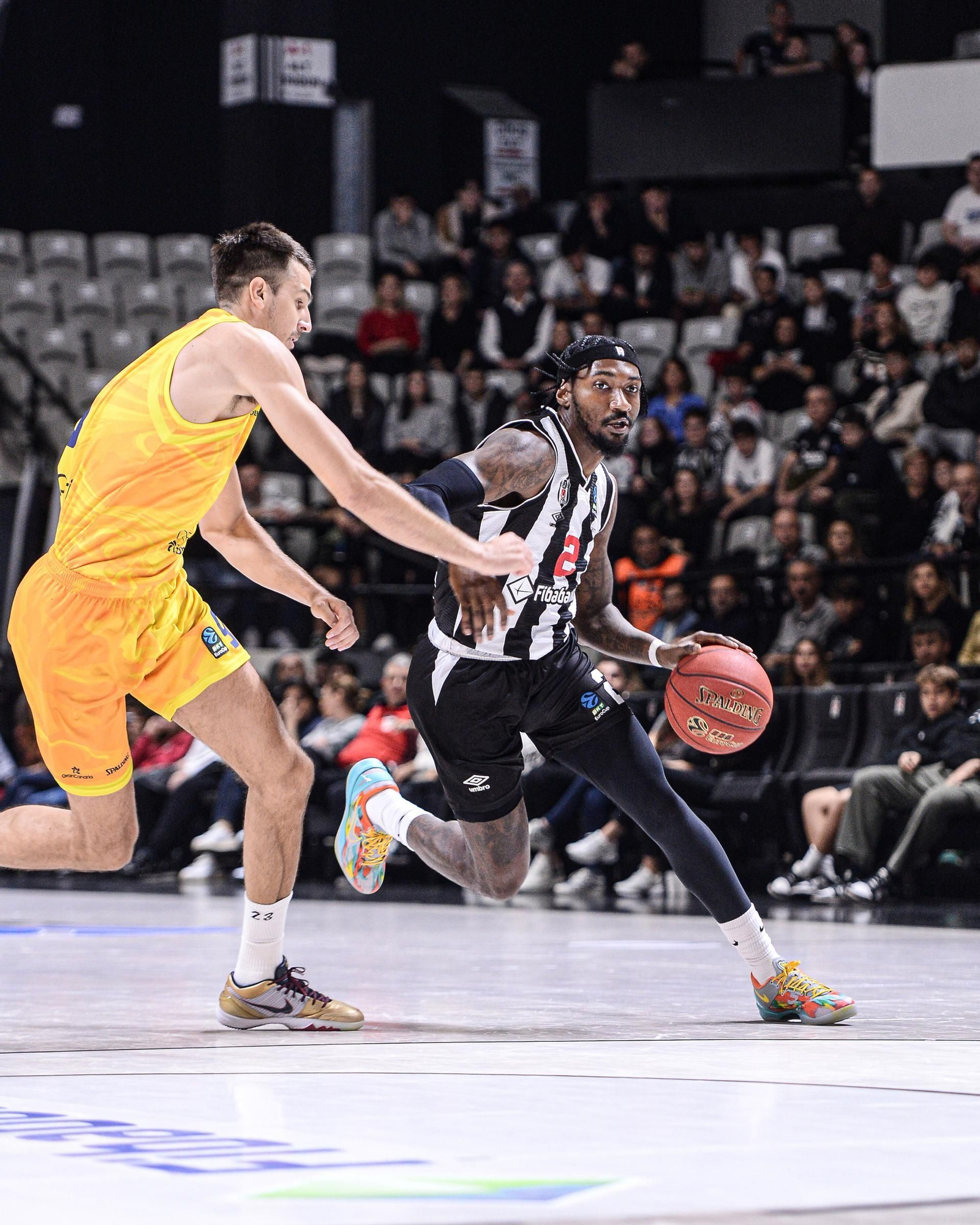 Partido Besiktas-Granca, en imágenes