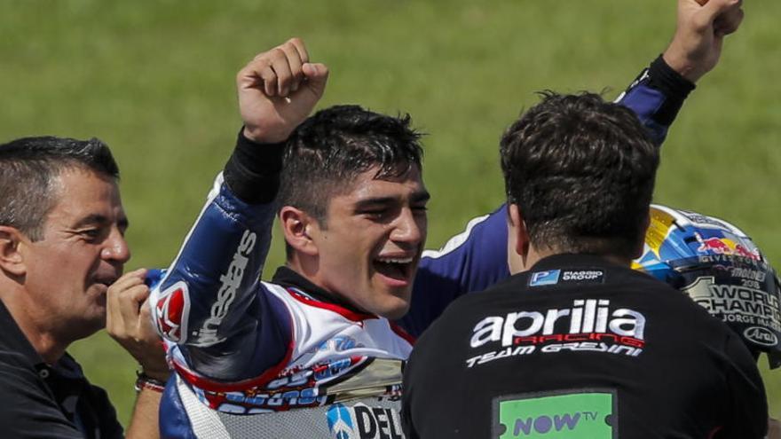 Martín, vigésimo campeón del motociclismo español