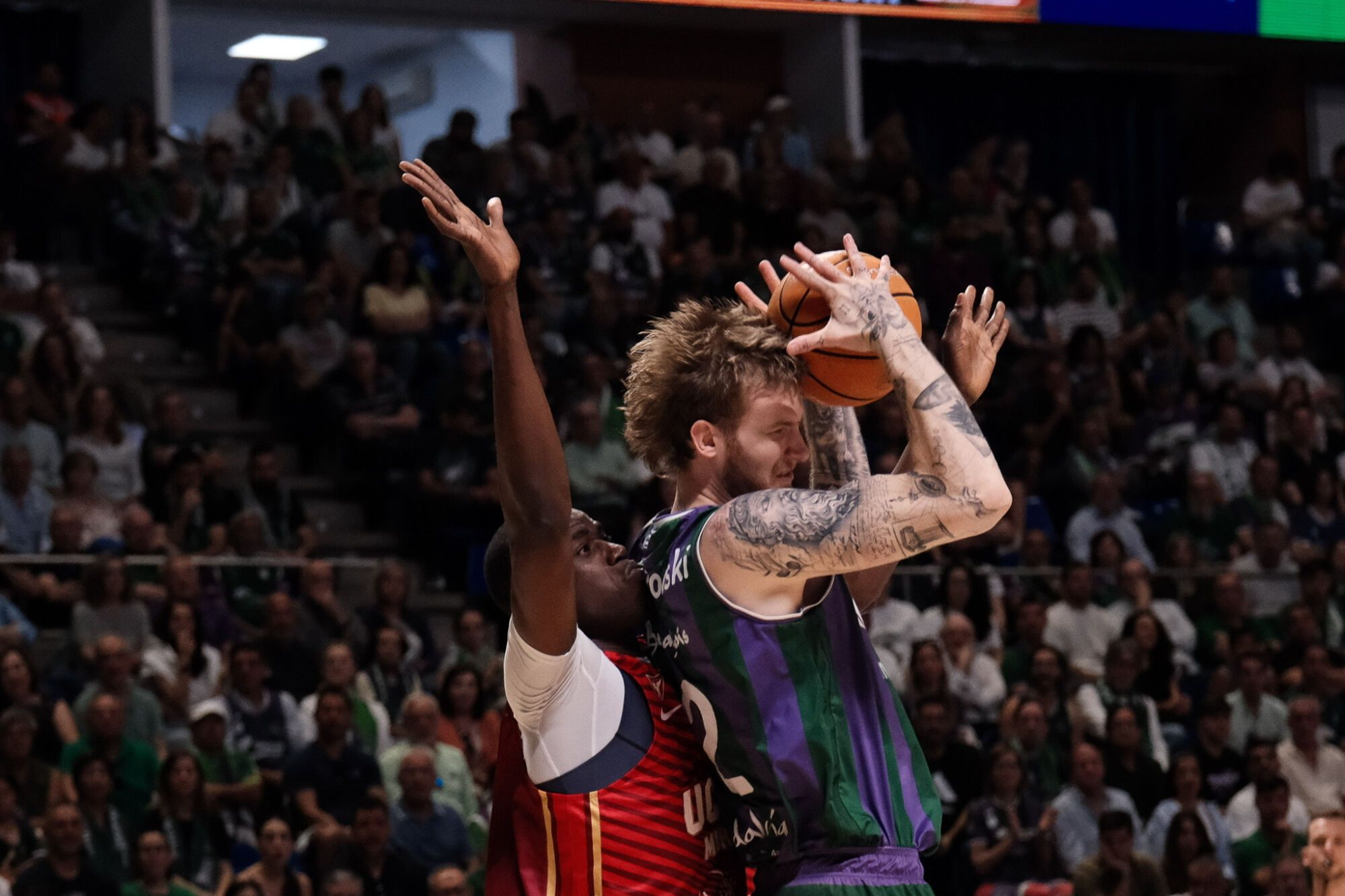 Imágenes del partido del UNICAJA vs UCAM Murcia en el Martín Carpena