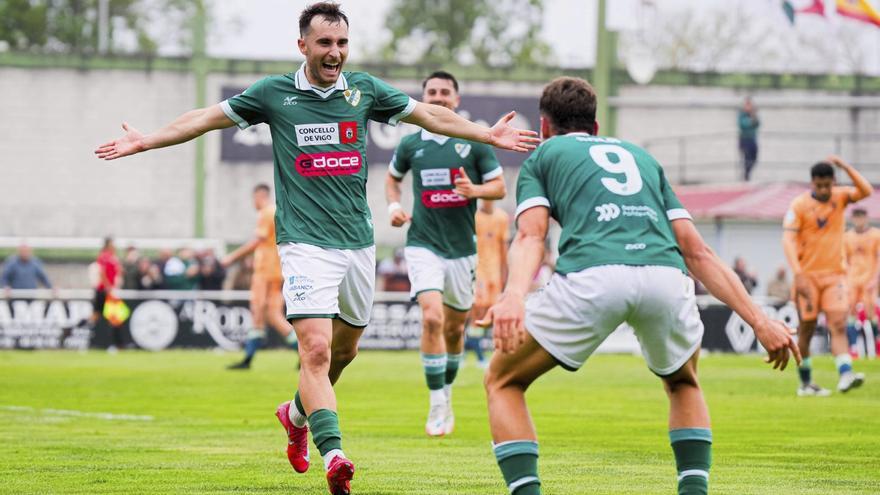 El Coruxo acecha el play off