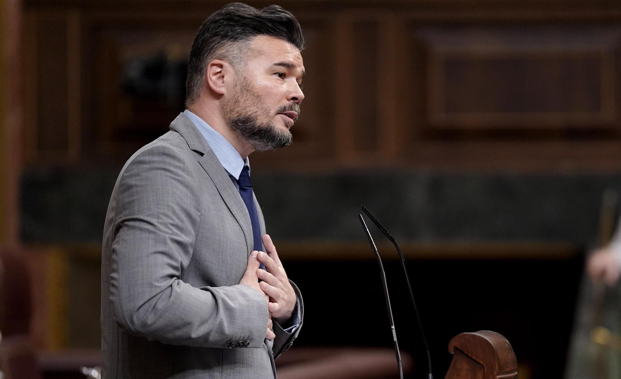 Gabriel Rufián durante su intervención después de la comparecencia de Pedro Sánchez en el Congreso de los Diputados