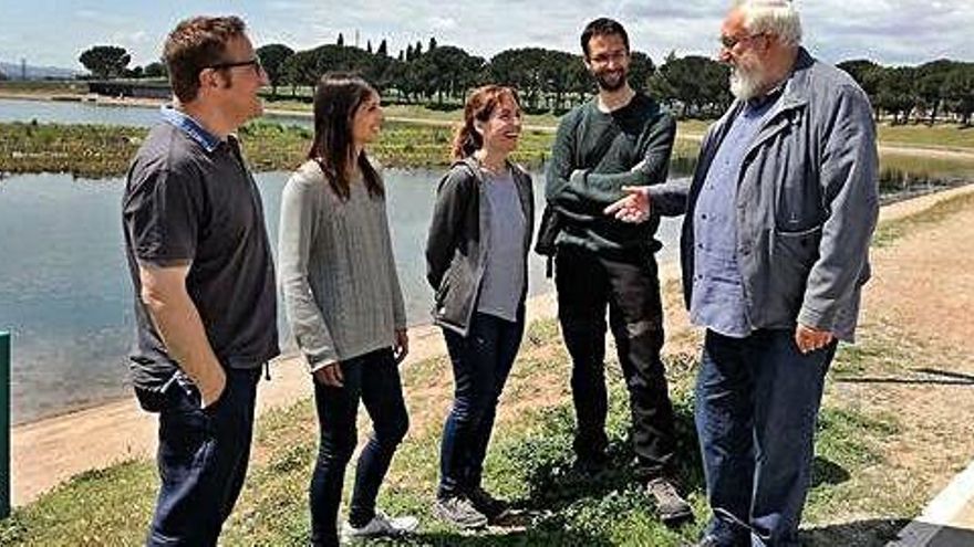 Carles Jódar, Aura Planell, Laia Muns, Bernat Marquilles i Josep Alabern, ahir, al parc de l&#039;Agulla