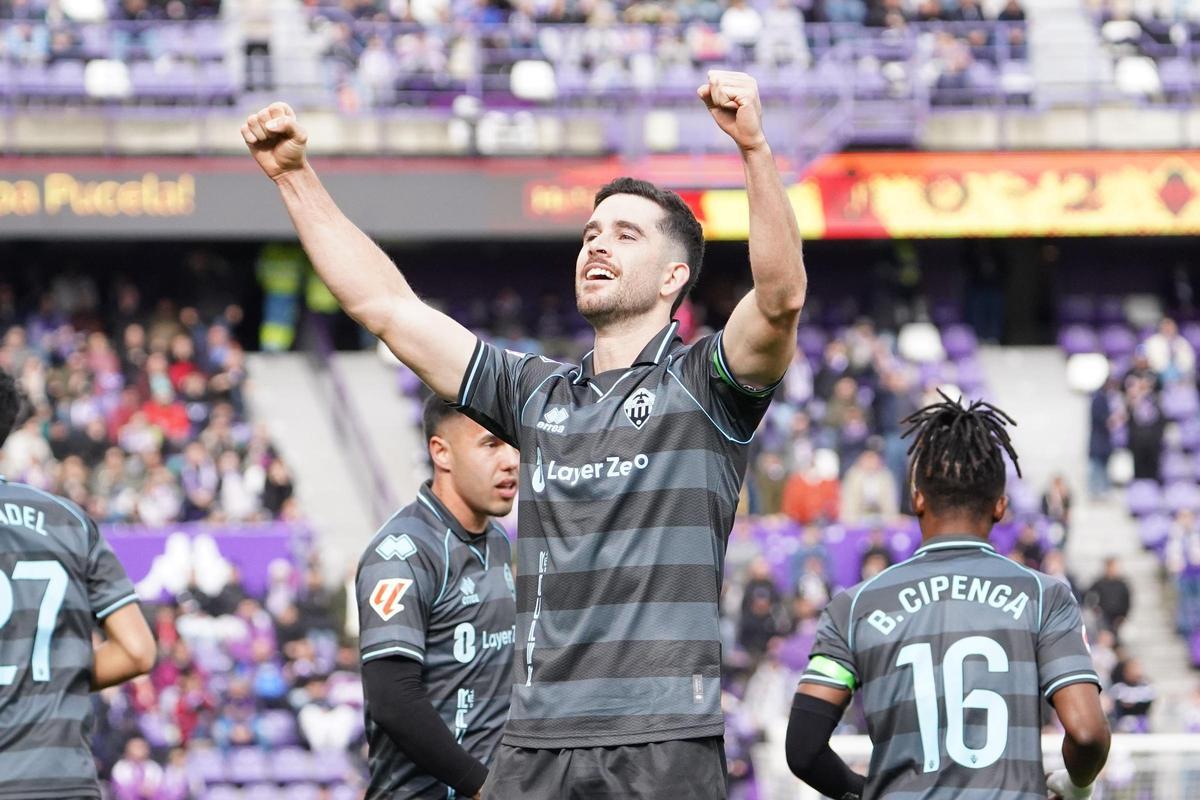 Diego Barri marcó dos goles en Valladolid.